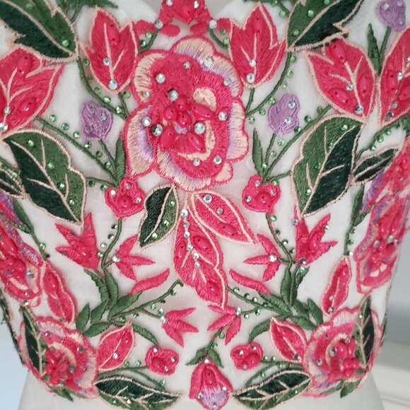 NEW Ellie Wilde Sheer Beaded Embroidered Sparkly Floral Sleeveless Crop Top SM - Picture 7 of 12